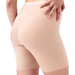 Spanx Seamless Lined Shorts
